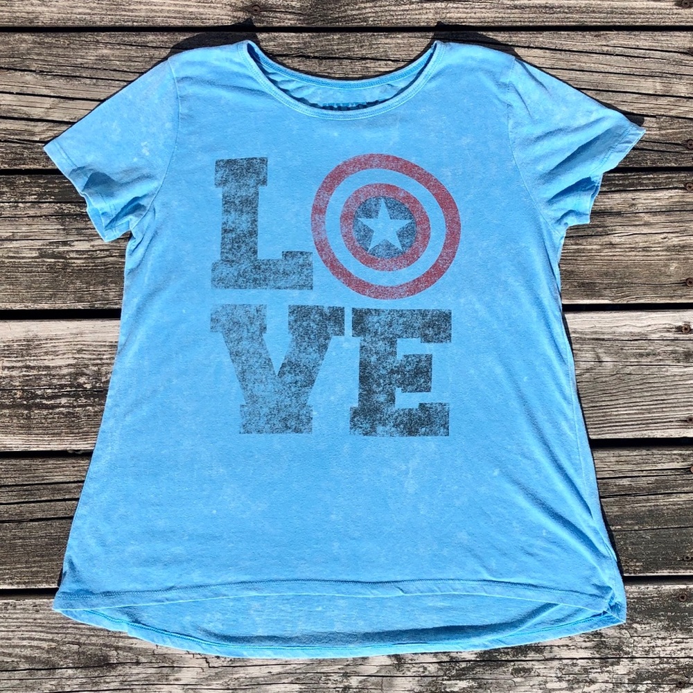 Marvel Avengers Captain America LOVE tee